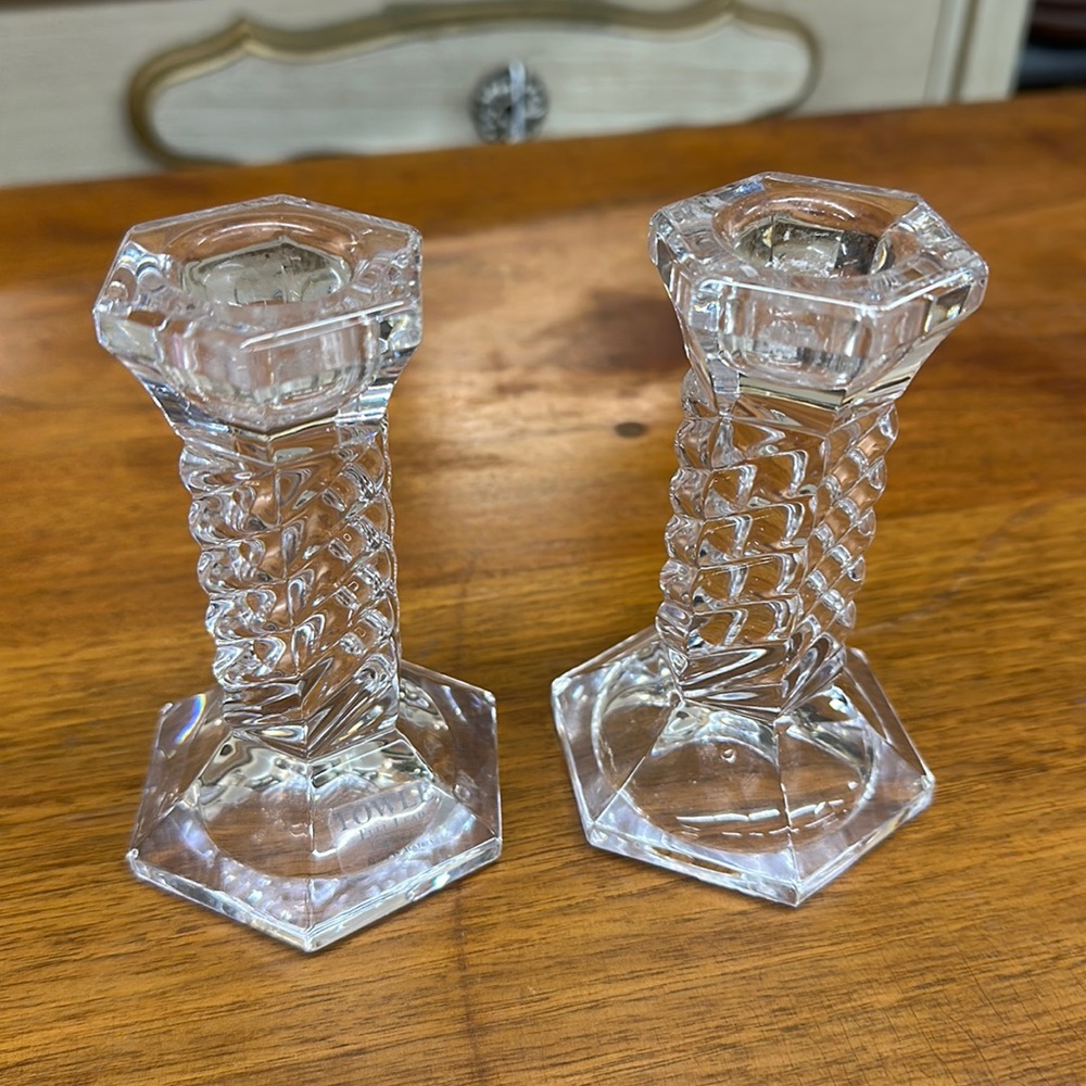 Towel, pair of crystal candle sticks, twist pattern, very clear!